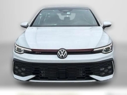 Volkswagen Golf GTI SE 2.0T DSG 2026