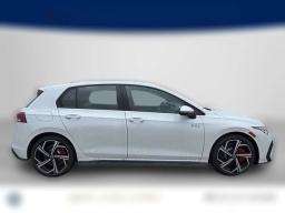 Volkswagen Golf GTI SE 2.0T DSG 2026