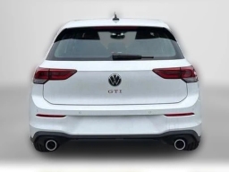 Volkswagen Golf GTI SE 2.0T DSG 2026