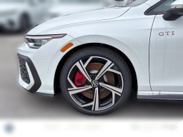 Volkswagen Golf GTI SE 2.0T DSG 2026