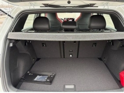 Volkswagen Golf GTI SE 2.0T DSG 2026