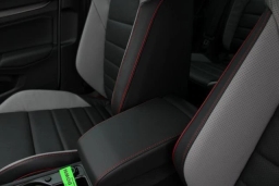 Volkswagen Golf GTI SE 2.0T DSG 2026