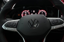 Volkswagen Golf GTI SE 2.0T DSG 2026