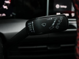 Volkswagen Golf GTI SE 2.0T DSG 2026