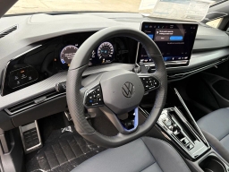 Volkswagen Golf R 2.0T DSG 2026