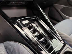 Volkswagen Golf R 2.0T DSG 2026