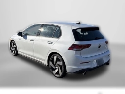 Volkswagen Golf GTI S 2.0T DSG 2026