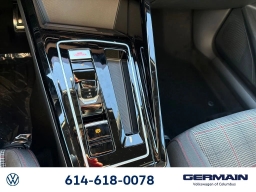 Volkswagen Golf GTI S 2.0T DSG 2026