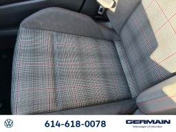 Volkswagen Golf GTI S 2.0T DSG 2026