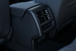 Volkswagen Golf GTI S 2.0T DSG 2026