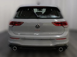 Volkswagen Golf GTI S 2.0T DSG 2026