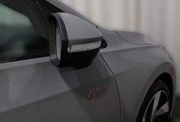 Volkswagen Golf GTI S 2.0T DSG 2026