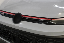 Volkswagen Golf GTI S 2.0T DSG 2026