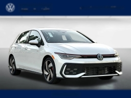 Volkswagen Golf GTI S 2.0T DSG 2026