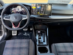 Volkswagen Golf GTI S 2.0T DSG 2026