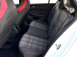 Volkswagen Golf GTI S 2.0T DSG 2026