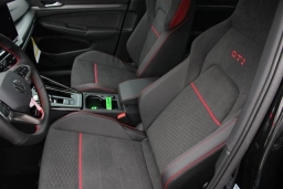 Volkswagen Golf GTI SE 2.0T DSG 2026