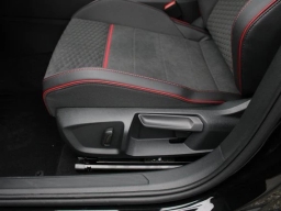 Volkswagen Golf GTI SE 2.0T DSG 2026