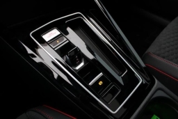 Volkswagen Golf GTI SE 2.0T DSG 2026