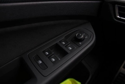 Volkswagen Golf GTI SE 2.0T DSG 2026