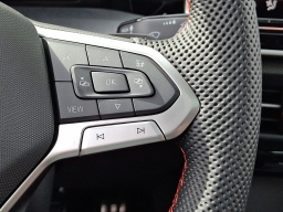 Volkswagen Golf GTI SE 2.0T DSG 2026