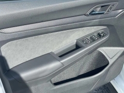 Volkswagen Golf GTI SE 2.0T DSG 2026