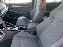 Volkswagen Golf GTI SE 2.0T DSG 2026