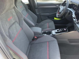 Volkswagen Golf GTI SE 2.0T DSG 2026