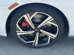 Volkswagen Golf GTI SE 2.0T DSG 2026