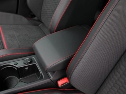 Volkswagen Golf GTI SE 2.0T DSG 2026