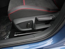 Volkswagen Golf GTI SE 2.0T DSG 2026