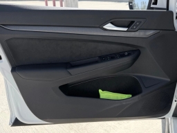 Volkswagen Golf GTI SE 2.0T DSG 2026