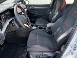 Volkswagen Golf GTI SE 2.0T DSG 2026