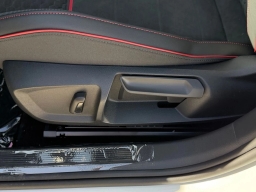 Volkswagen Golf GTI SE 2.0T DSG 2026