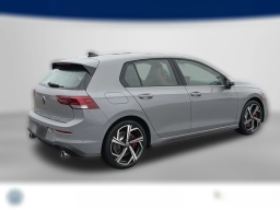 Volkswagen Golf GTI SE 2.0T DSG 2026