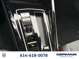 Volkswagen Golf GTI SE 2.0T DSG 2026