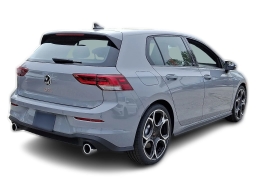 Volkswagen Golf GTI Autobahn 2.0T DSG 2026