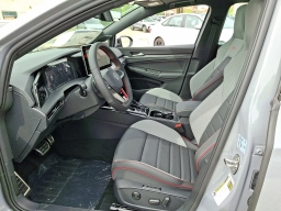 Volkswagen Golf GTI Autobahn 2.0T DSG 2026