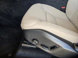 Volvo XC90 Plus B6 AWD 6-Seater 2026