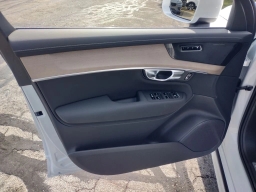 Volvo XC90 Plus B6 AWD 6-Seater 2026