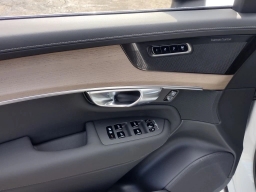 Volvo XC90 Plus B6 AWD 6-Seater 2026