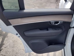 Volvo XC90 Plus B6 AWD 6-Seater 2026