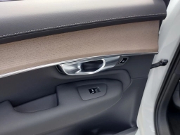 Volvo XC90 Plus B6 AWD 6-Seater 2026