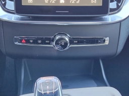 Volvo XC90 Plus B6 AWD 6-Seater 2026