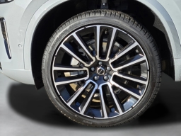 Volvo XC90 Plus B6 AWD 6-Seater 2026