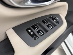 Volvo XC90 Plus B6 AWD 6-Seater 2026