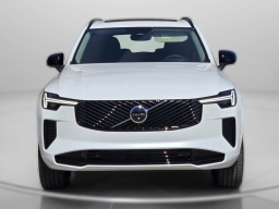 Volvo XC90 Ultra Dark Theme B6 AWD 6-Seater 2026