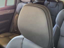 Volvo XC90 Ultra Dark Theme B6 AWD 6-Seater 2026