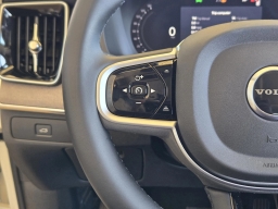 Volvo XC90 Ultra Dark Theme B6 AWD 6-Seater 2026