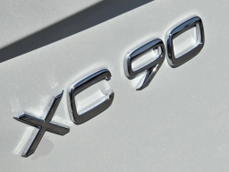 Volvo XC90 Ultra Dark Theme B6 AWD 6-Seater 2026